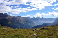 Wunderschöner Ausblick von der Passhöhe des Bernina-Passes.