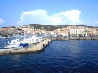 Boote im Hafen von La Maddalena.