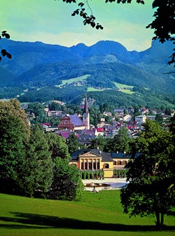 Schöner Blick auf den schon bei Kaiserin Sissi beliebten Kurort Bad Ischl.