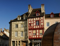 Prächtige Fachwerkhäuser in Chalon-sur-Saône.