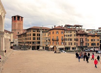 Blick auf den Hauptplatz in Udine