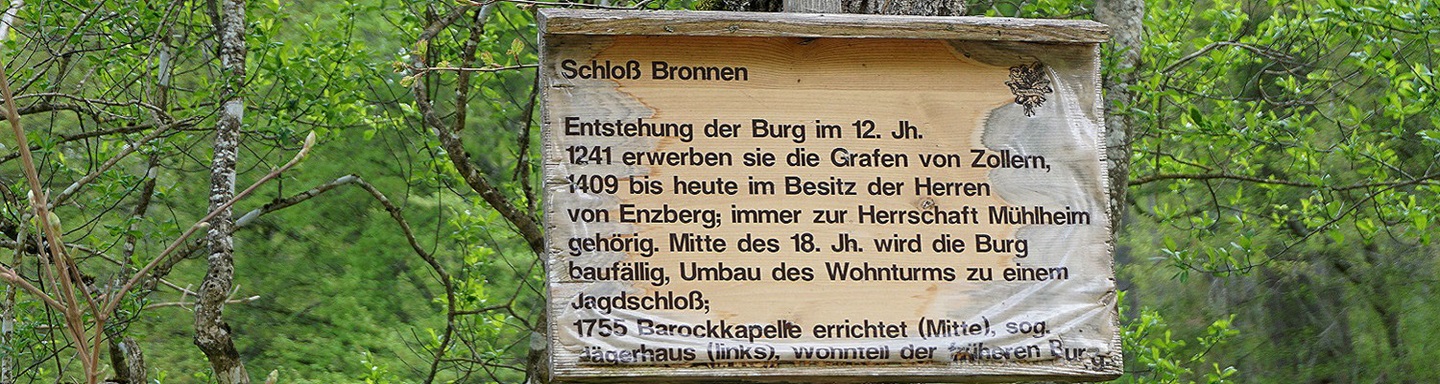 Infotafel über das Schloss Bronnen bei Fridingen an der Donau