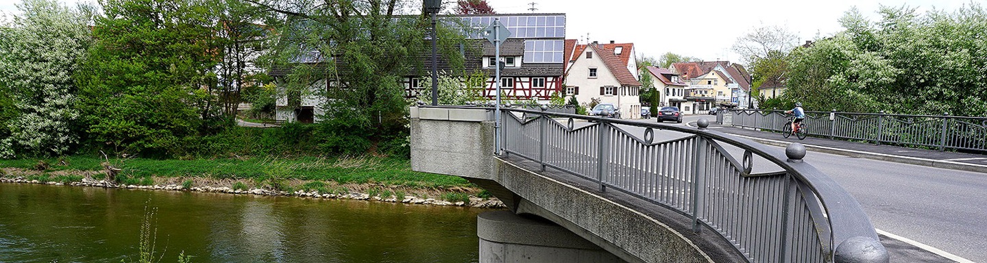 Blick über die Donaubrücke nach Sigmaringedorf
