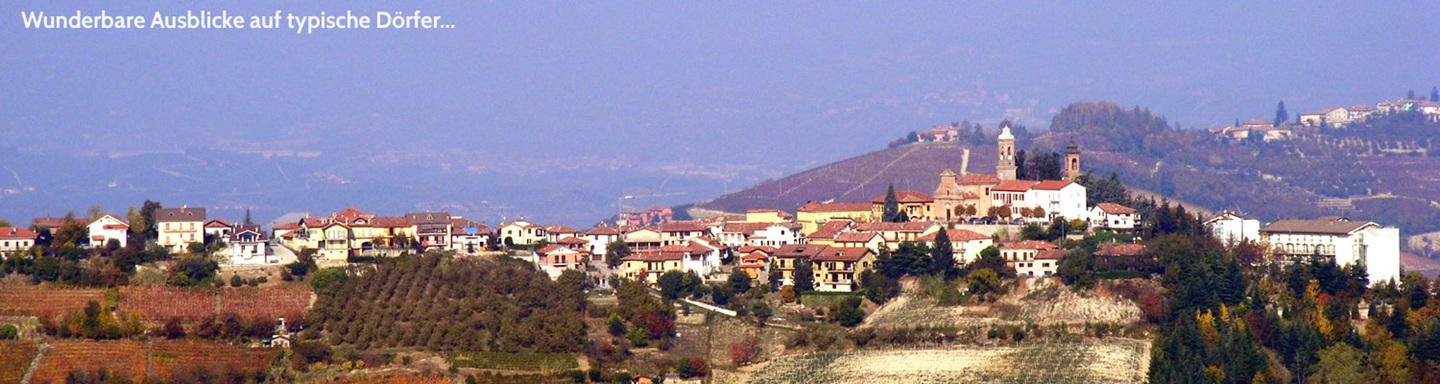 Blick auf einn Dorf am Hügel des Monferrato, Piemont, Italien