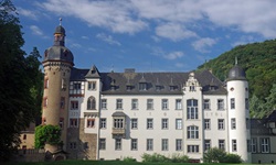 Schloss Namedy bei Andernach.