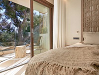 Detailbild eines Doppelzimmers mit Balkon vom Barefoot Hotel auf Mallorca