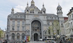 Blick auf den Hauptbahnhof in Antwerpen in Belgien