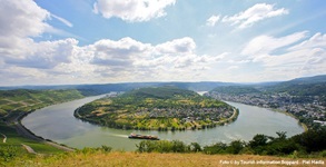 Blick auf die Rheinschleife bei Boppard