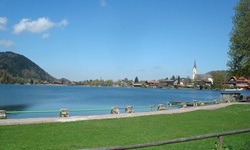 Die Promenade vom Schliersee