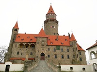 Das Schloss von Bouzouv