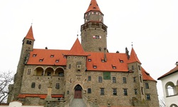 Das Schloss von Bouzouv