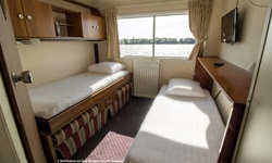 Die Betten einer 2-Bett-Kabine auf dem Unterdeck der MS Bordeaux.