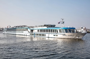 Die MS Swiss Crown in voller Pracht