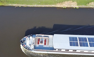 Luftbild der MS Lena Maria mit Blick auf das Sonnendeck