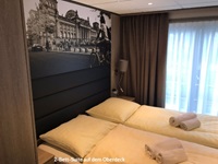 Blick in eine 2-Bett-Suite auf dem Oberdeck der MS De Willemstad.