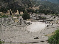 Das ehemalige Theater der einstigen antiken Stadt Delphi