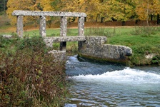 Blick auf die römische Wasserstauanlage in Dietfurt