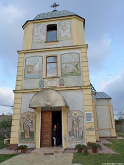 Das Kloster Sfantu mit schönen Malereien im Donaudelta