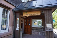 Das Nationalparkzentrum ist die erste Anlaufstelle für alle, die mehr über den Nationalpark Schwarzwald wissen möchten.