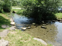Steine im Fluss in Donaueschingen