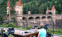 Blick auf die Talsperre Königreichwald am Oberlauf der Elbe