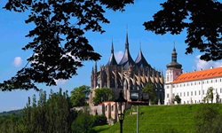 Blick zum Dom der heiligen Barbara in Kutna Hora