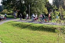 Eine Gruppe Radfahrer in Flandern.