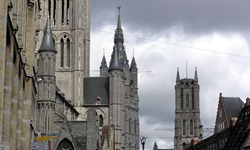Die beeindruckende Sinkt-Niklaas-Kirche in Gent.