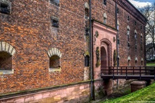 Die imposante Festung Germersheim mit dem Ludwigstor.