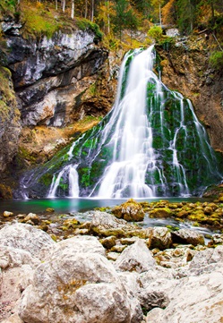 Der beeindruckende Wasserfall bei Golling