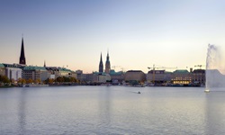 Blick zum Hafen der Hansestadt Hamburg