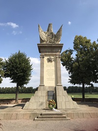 Das Befreiungsdenkmal in Torgau.