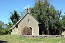 Eine Kapelle auf dem Weg zum Departement Isere