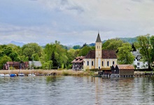 Die Klosterkirche St. Alban in Dießen am Ammersee.