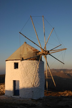 Eine Windmühle auf den Kykladen