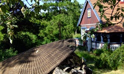 Im Garten von Thomas Manns Sommerhaus in Nida.