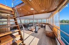 Blick in die Außenlounge auf dem Deluxeschiff Magellan