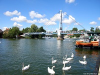 Blick auf die Brücke der Stadt Nikolaiken in Masuren