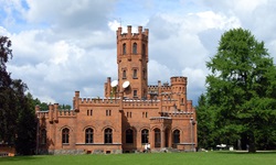 Blick auf das Schloss Sorquitten in der gleichnamigen Gemeinde in Masuren