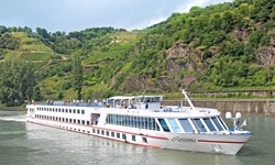 Die MS Carisima auf der Donau