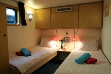 Eine 2-Bett-Kabine an Bord der Fleur.