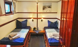 Eine 2-Bett-Kabine an Bord der MS Marylou.
