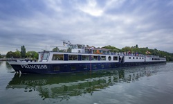 Die MS Princess in voller Fahrt.