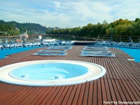 Der Whirlpool auf dem Sonnendeck der MS Primadonna.