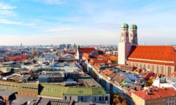 Die unverkennbaren Doppeltürme der Münchner Liebfrauenkirche prägen das Stadtbild.