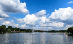 Blick auf den Wöhrder See in Nürnberg