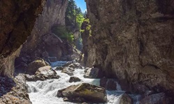 Naturidyll in der Partnachklamm bei Garmisch-Partenkirchen.