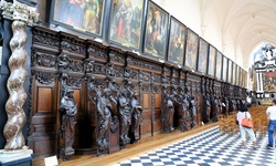 In der Pauluskirche von Antwerpen reihen sich die Gemälde zahlreicher Antwerpener Künstler aneinander.