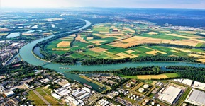 Der Rhein von oben gesehen.