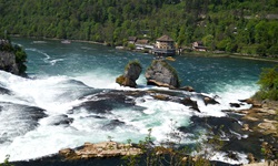 Der Rheinfall bei Schaffhausen